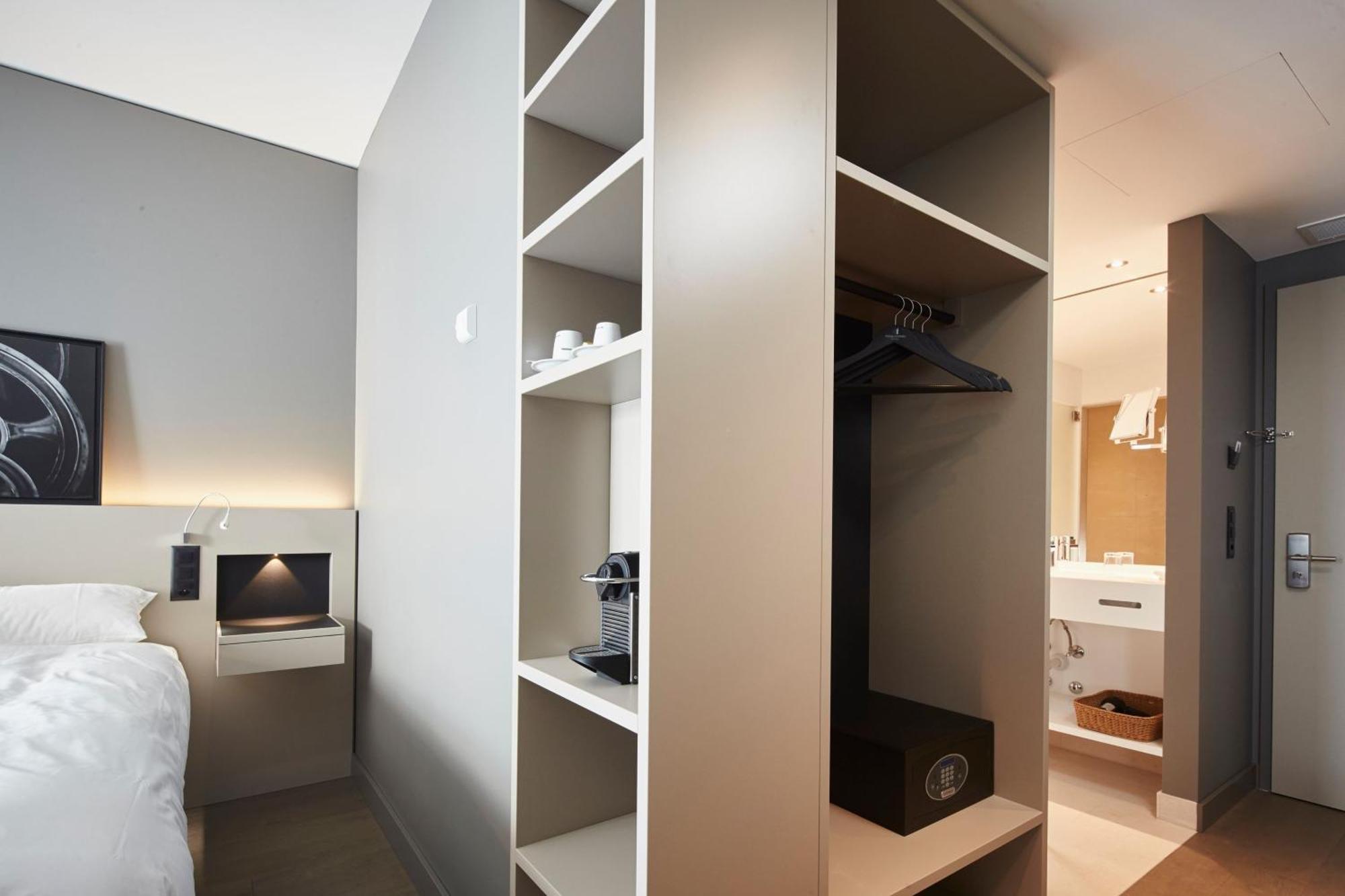 Modern Times Hotel, Vevey, A Tribute Portfolio Hotel Ngoại thất bức ảnh
